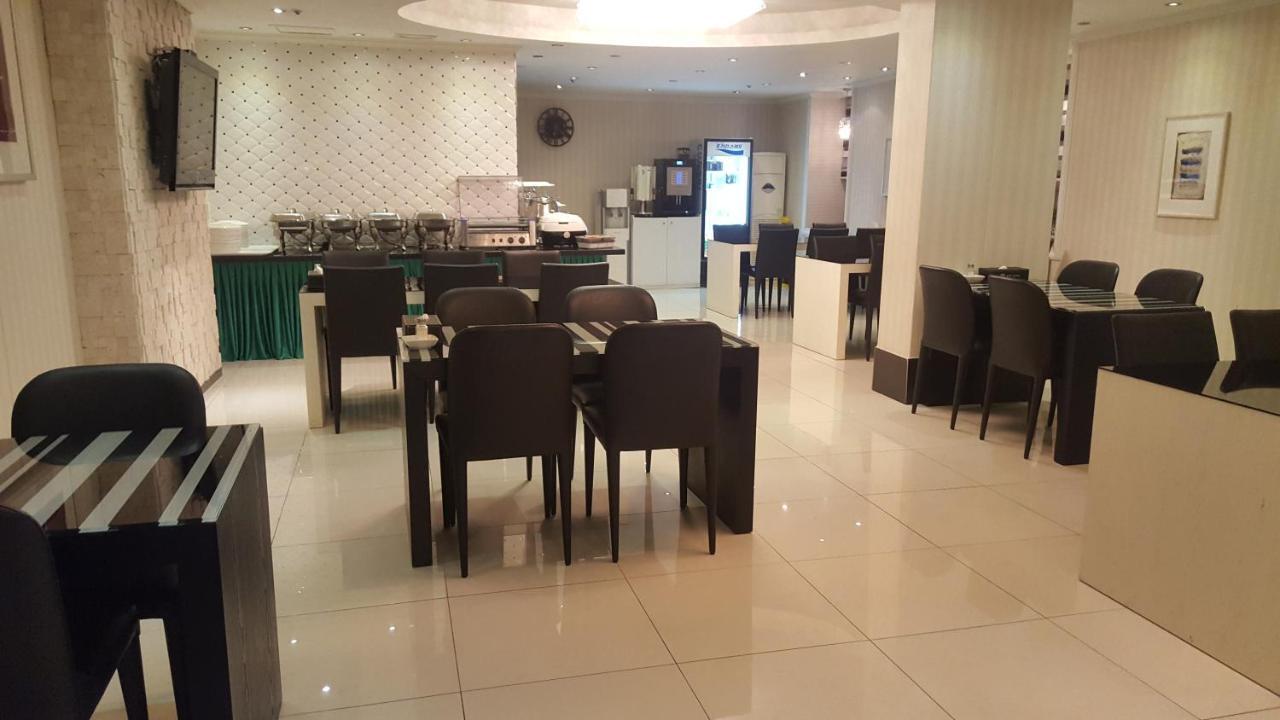 Changwon Olympic Hotel Стая снимка